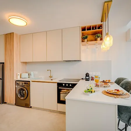 Antheo-nest Larnaca